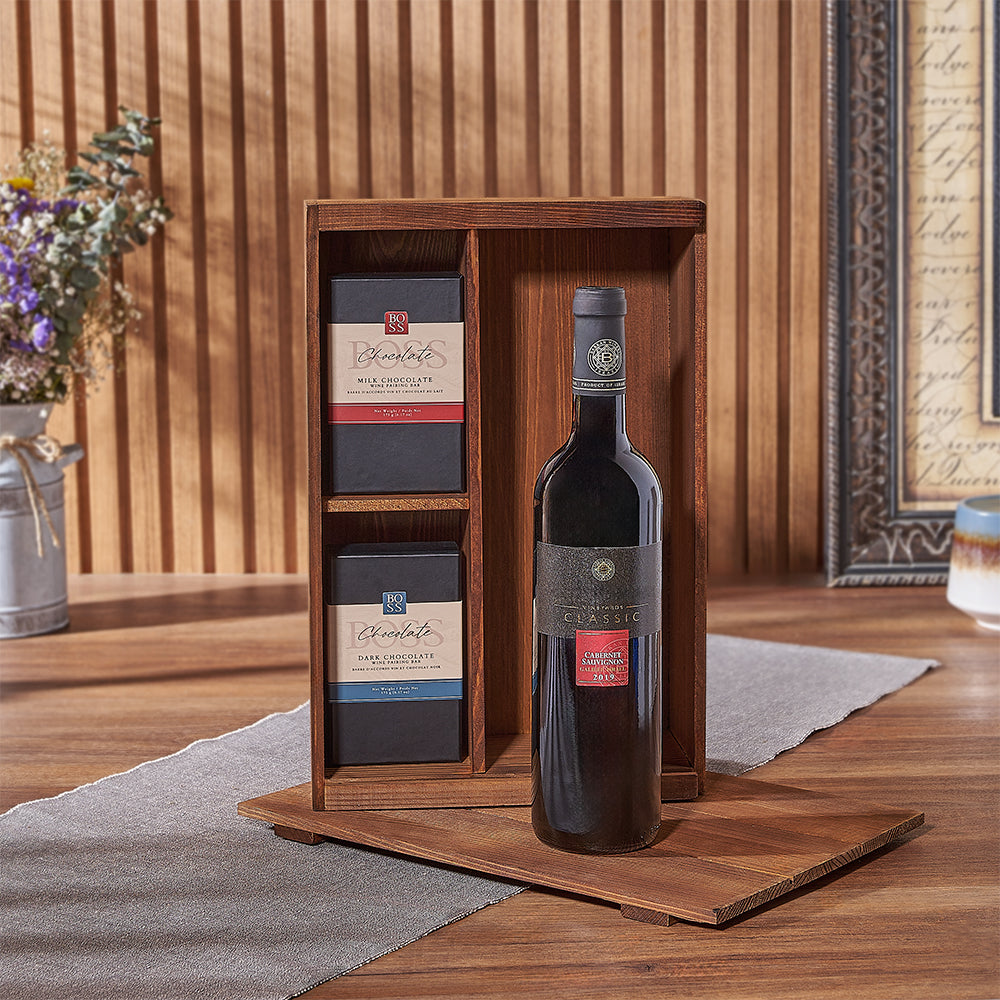 Wooden Box Kosher Wine and Chocolate Pairing Gift Basket – how the gift is presented