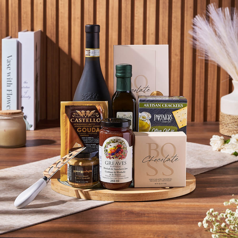 Wine and Gourmet Cheese Basket with Olive Oil and Chocolate – how the gift is presented