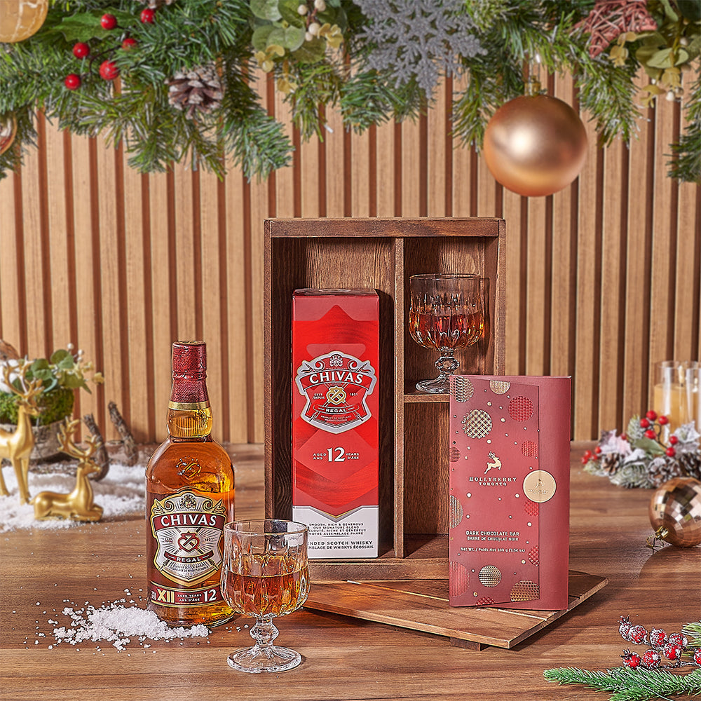 Whiskey Decanter Gift Basket with Chocolate – how the gift is presented