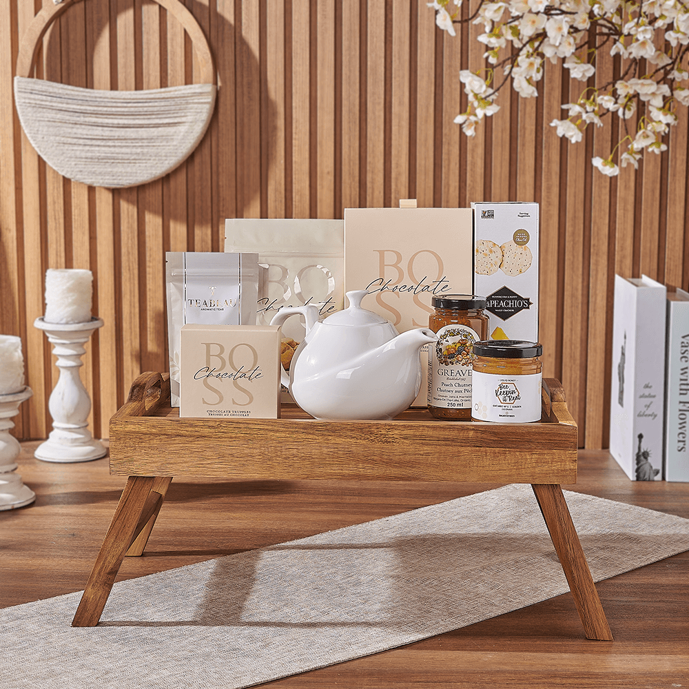 Halal Gourmet Snack Gift Tray – how the gift is presented