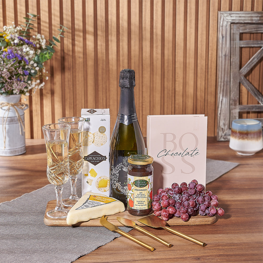 Kosher Sparkling Wine Gift Basket with Acacia Serving Board and Charcuterie – how the gift is presented