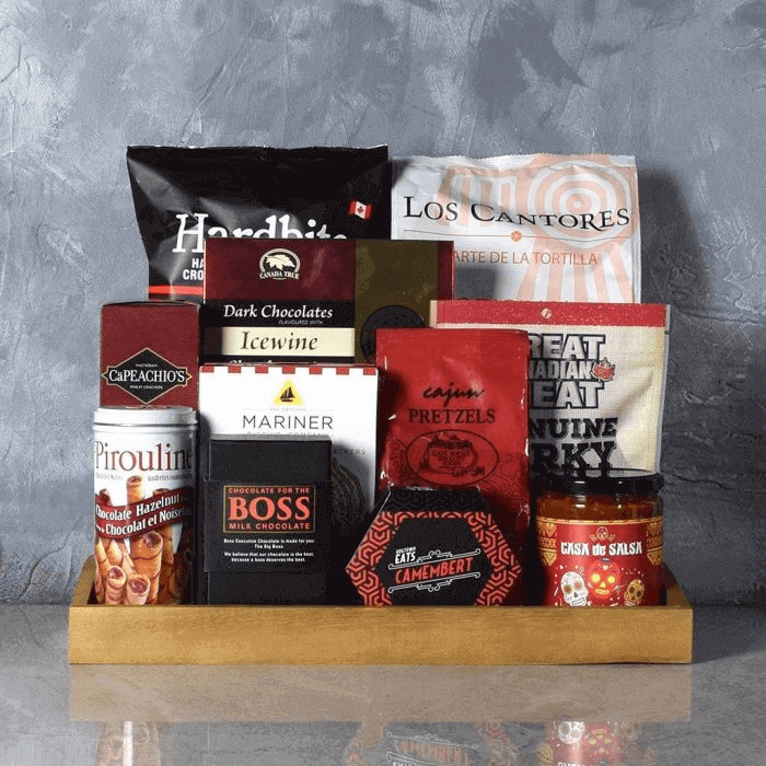 Cheese Chocolate and Chips Snack Basket – how the gift is presented