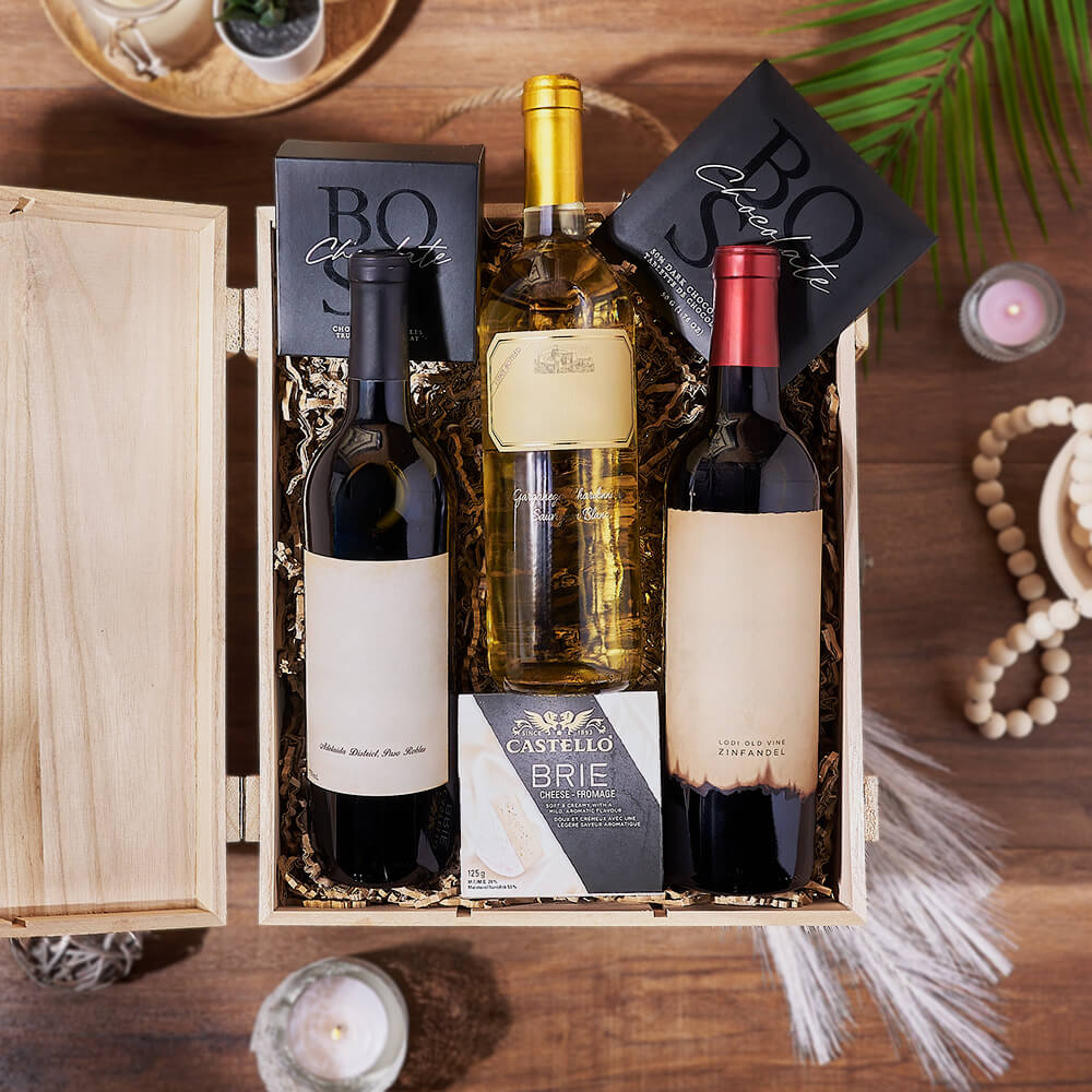 Classic Wooden Wine Gift Box – how the gift is presented