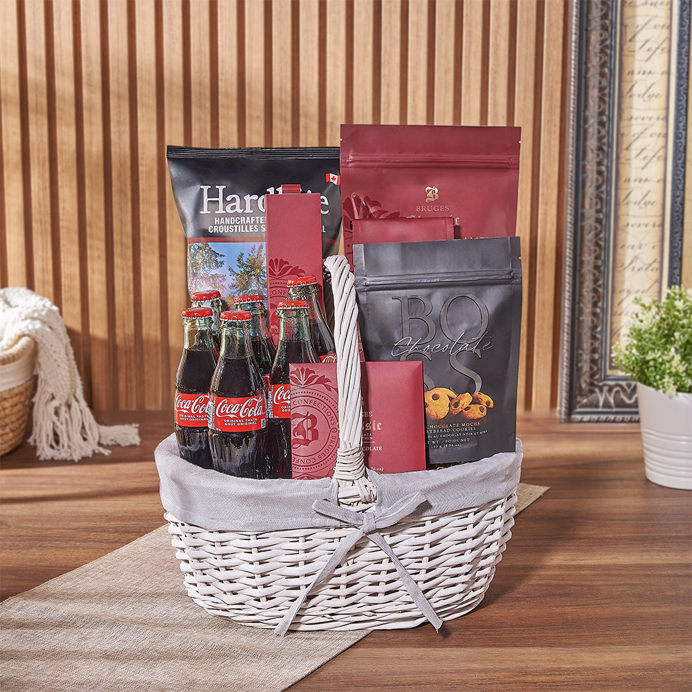White Wicker Basket Snack Gift – how the gift is presented
