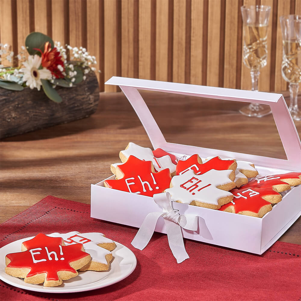 Canada Day Maple Leaf Cookie Box – how the gift is presented