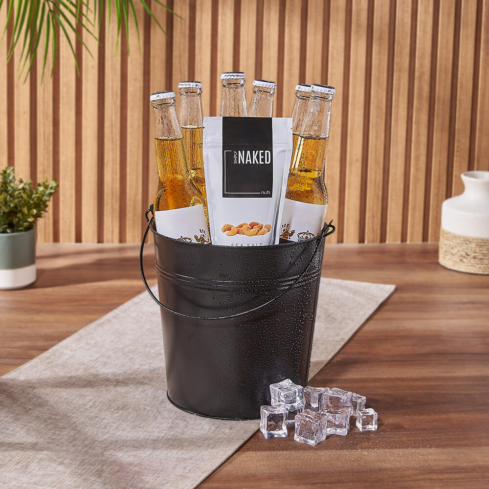 Black Metal Bucket Beer Gift – how the gift is presented