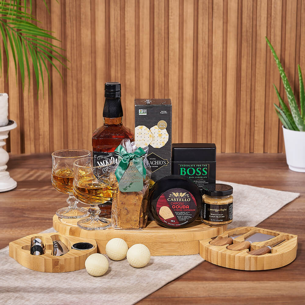 Whiskey and Gourmet White Chocolate Basket – how the gift is presented