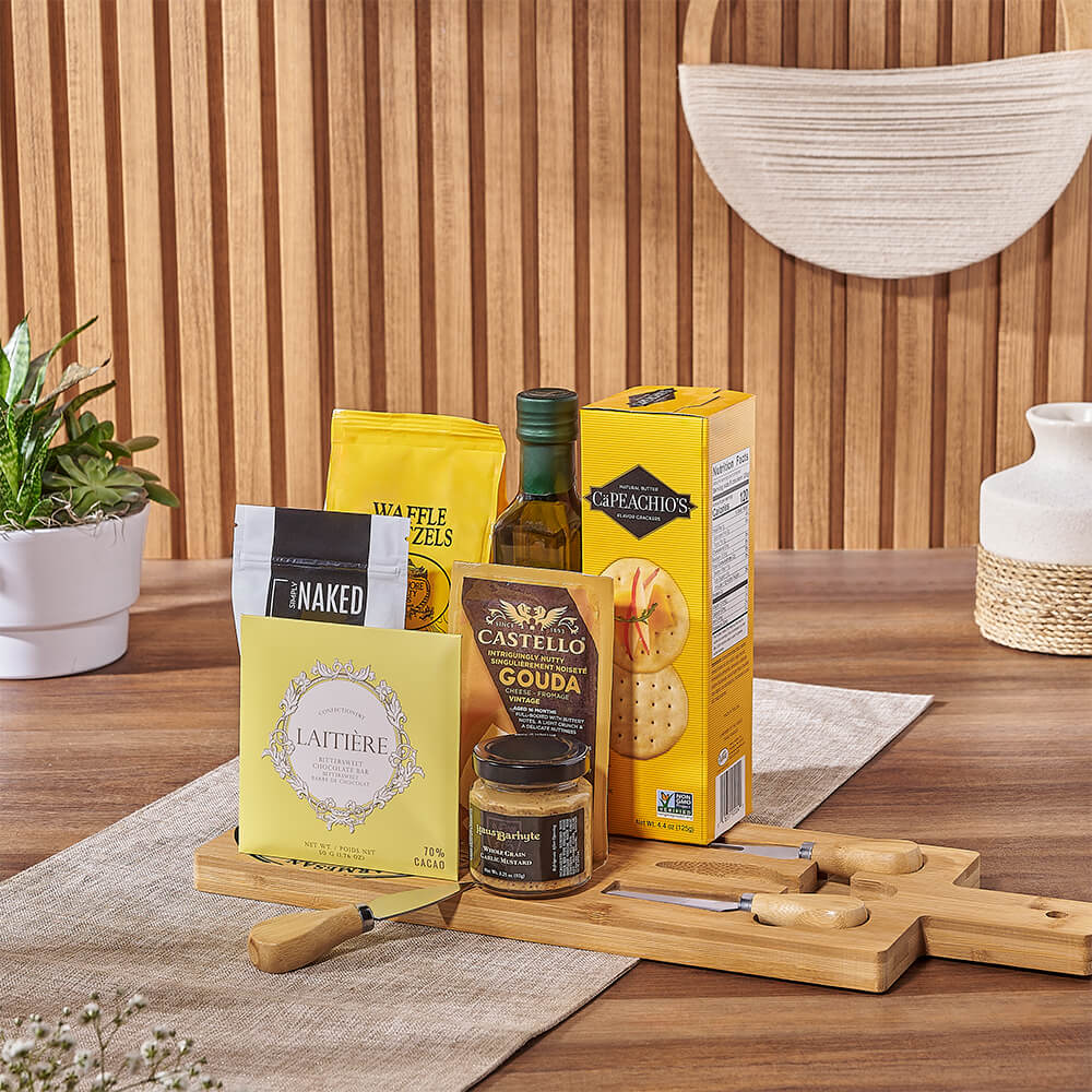 Gourmet Cheese &amp; Cracker Gift Set, cheese gift, cheese, cheese board gift, cheese board, America delivery