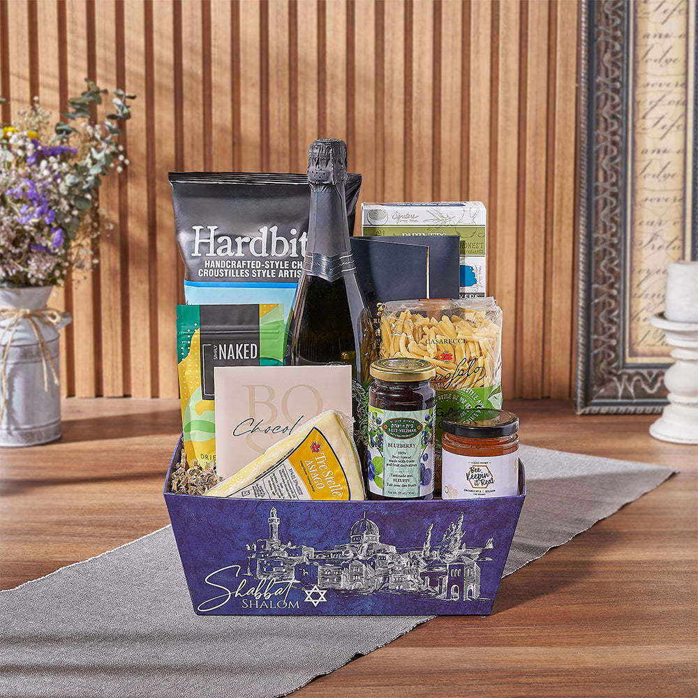 Kosher Sparkling Wine with Artisan Treats Market Tray Gift – how the gift is presented