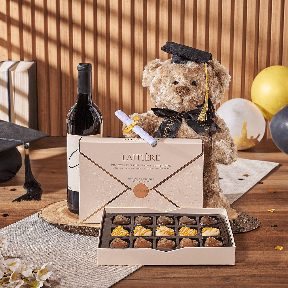 Wine Gift Basket for Graduation – how the gift is presented