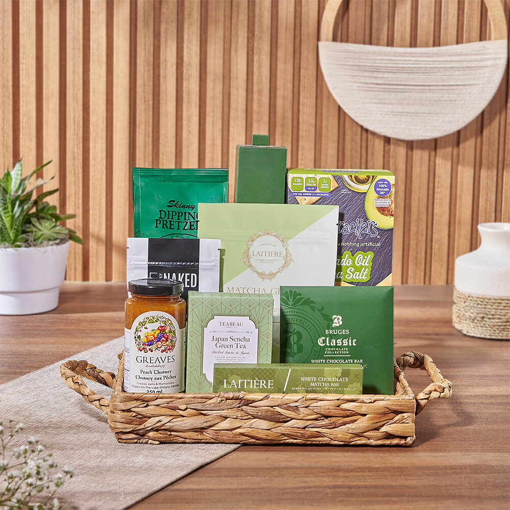 Party-Sized Snack Selection Tray – how the gift is presented