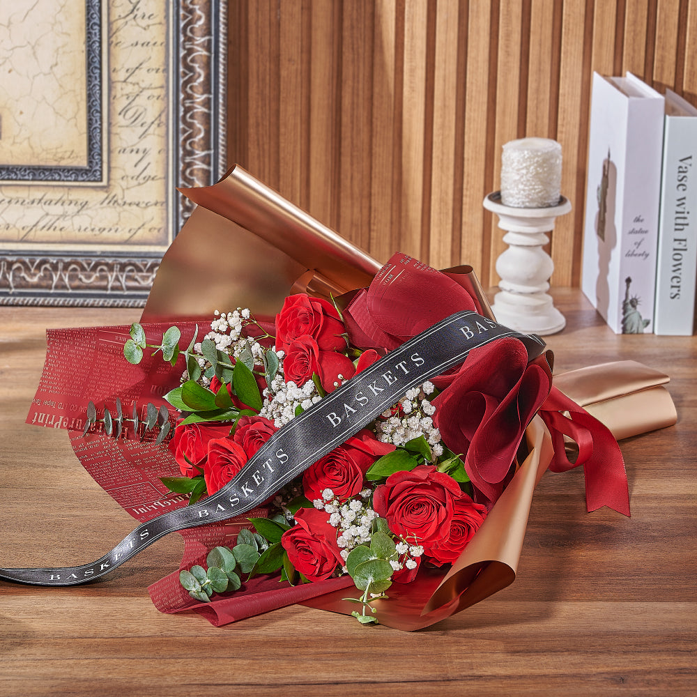 Valentine's Rose and Baby's Breath – how the gift is presented
