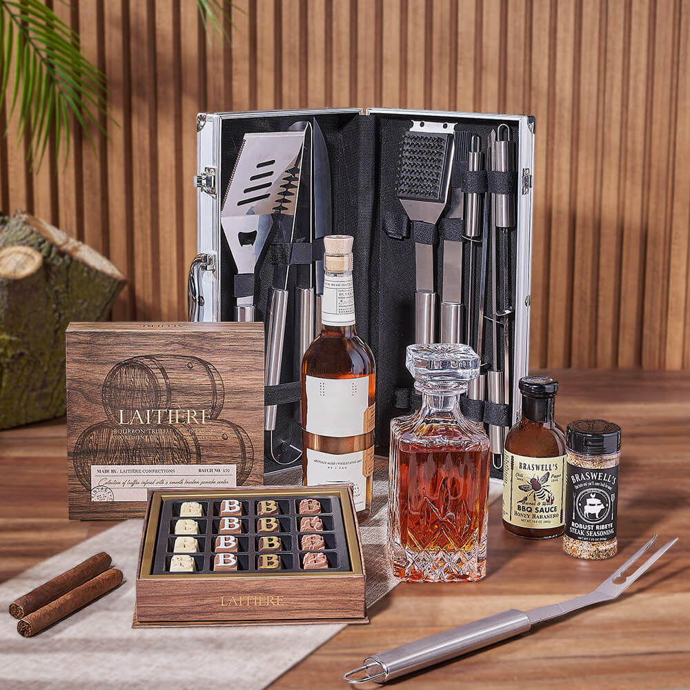 Liquor Gift Basket with Grill Tools – how the gift is presented