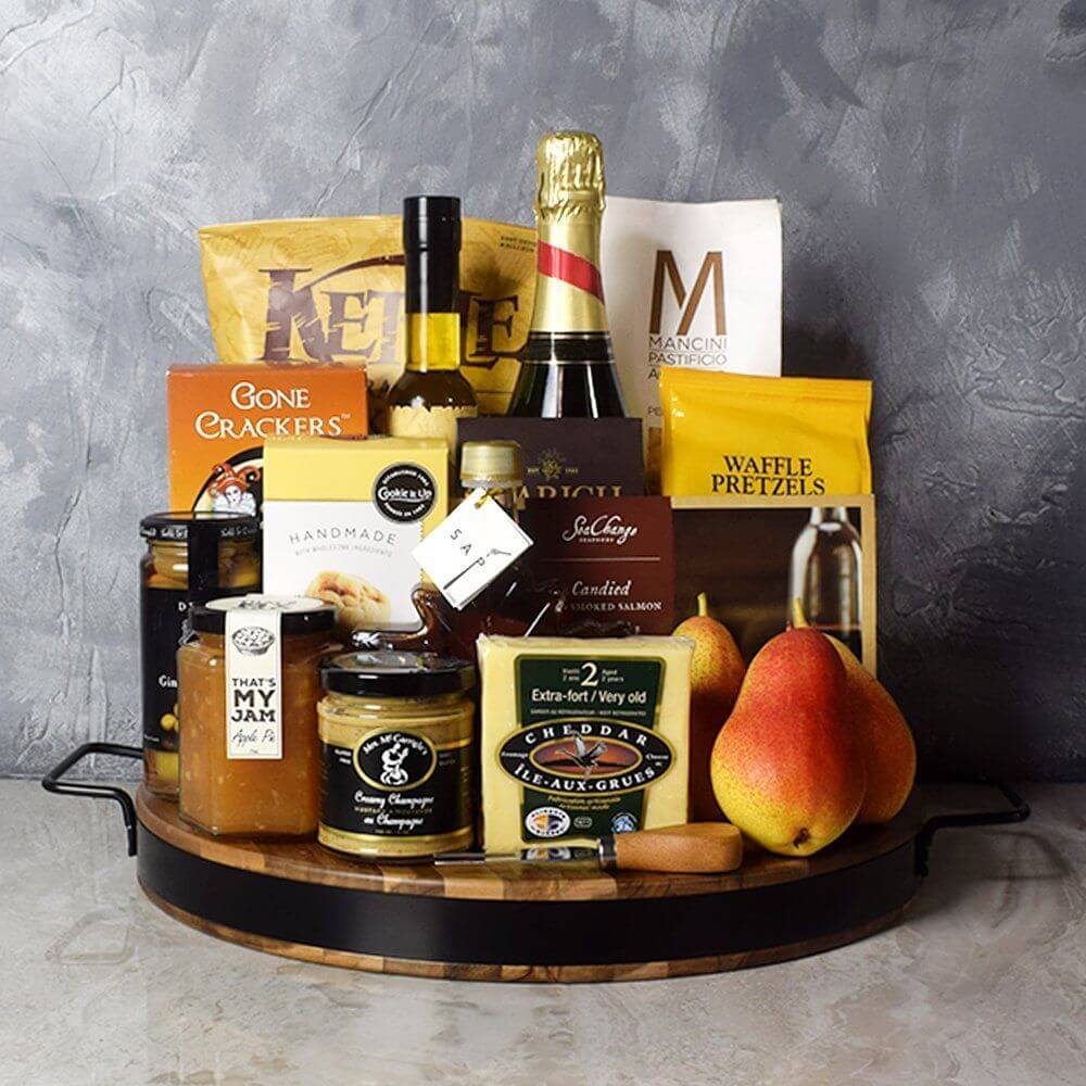 Summer BBQ Champagne Gift Set – how the gift is presented