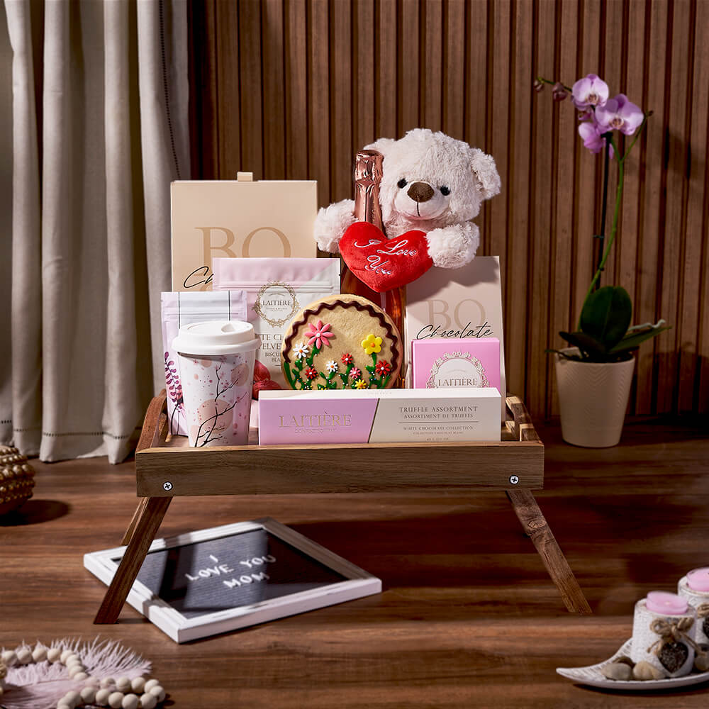 Mom's Sparkling Wine Treats Basket – how the gift is presented