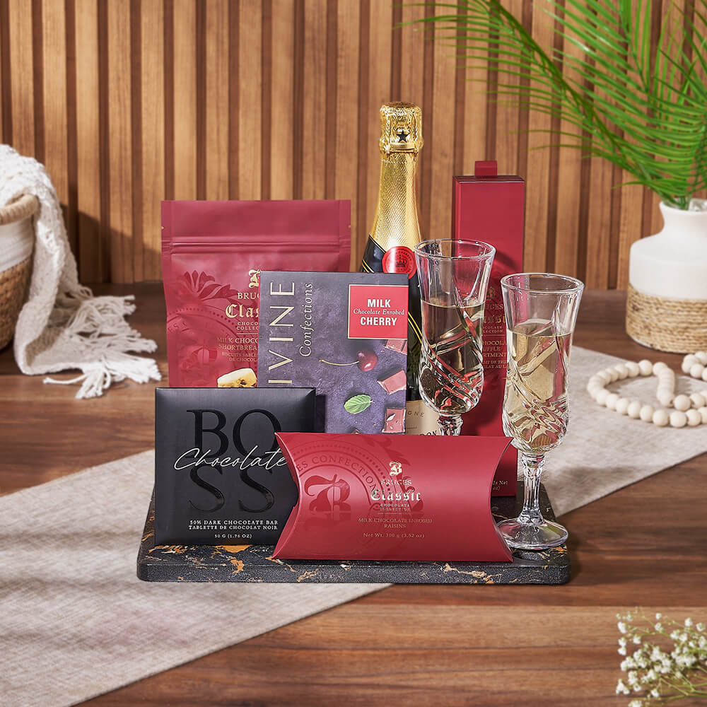 Chocolate Gift Basket with Sparkling Wine – how the gift is presented