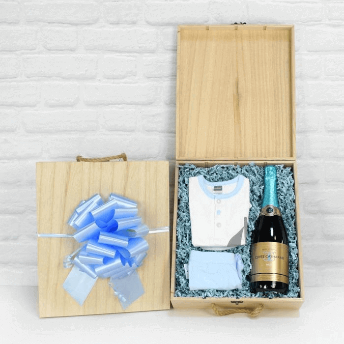 Deluxe Champagne Gift Crate with Baby Boy Bodysuit and Keepsake Box – how the gift is presented